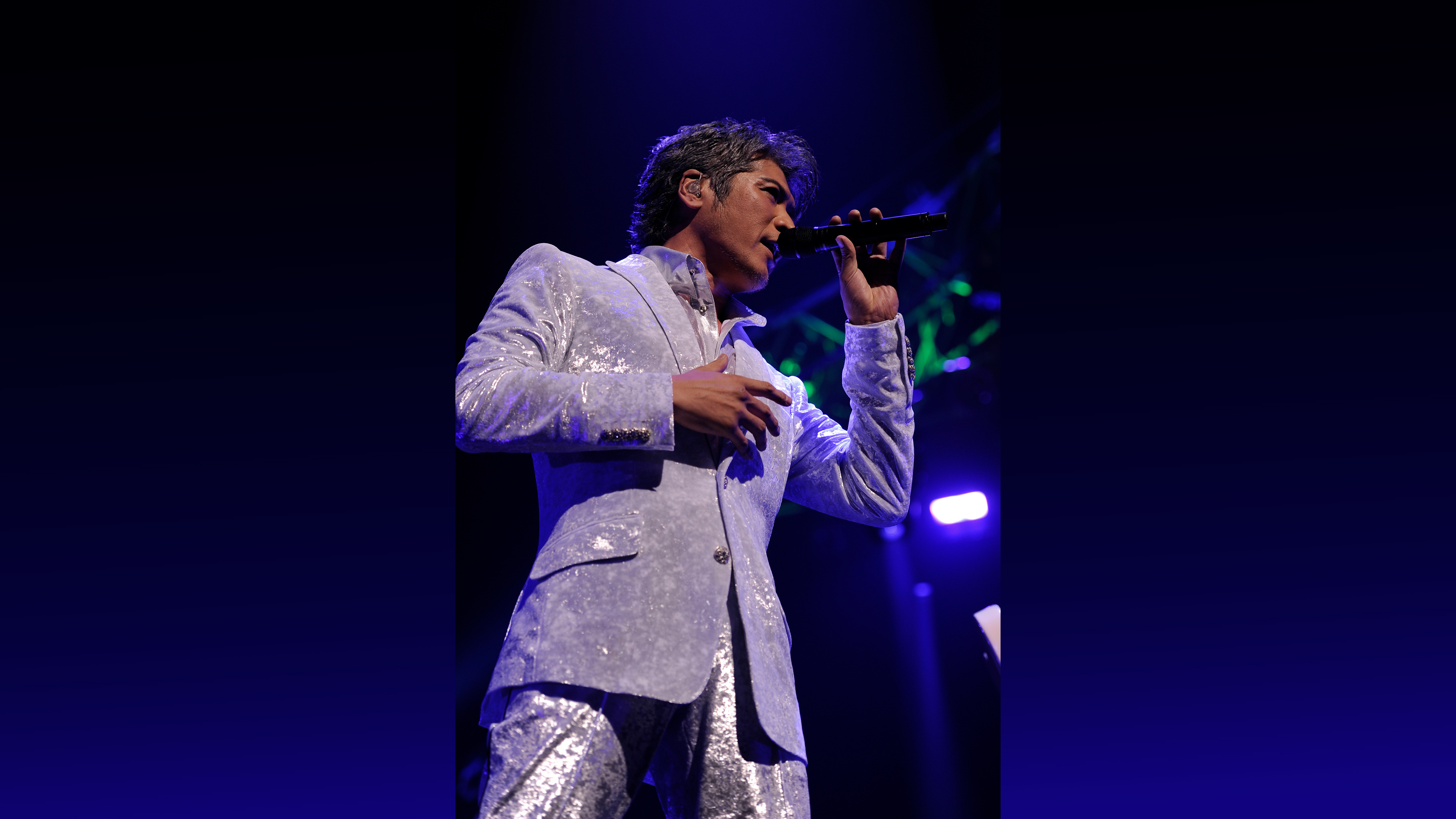 Amazon.co.jp: KIKKAWA KOJI LIVE 2011 KEEP ON KICKIN