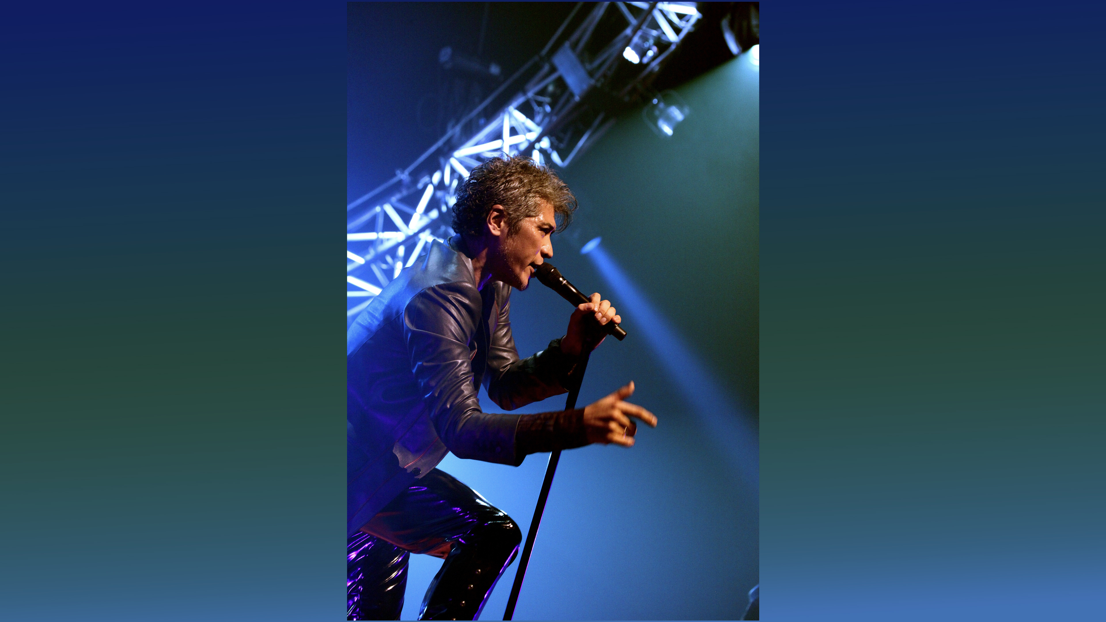 [3DVD] 吉川晃司 30th Anniversary Live \"SINGL Amazon.co.jp: KIKKAWA KOJI 30th Anniversary Live “SINGLES+