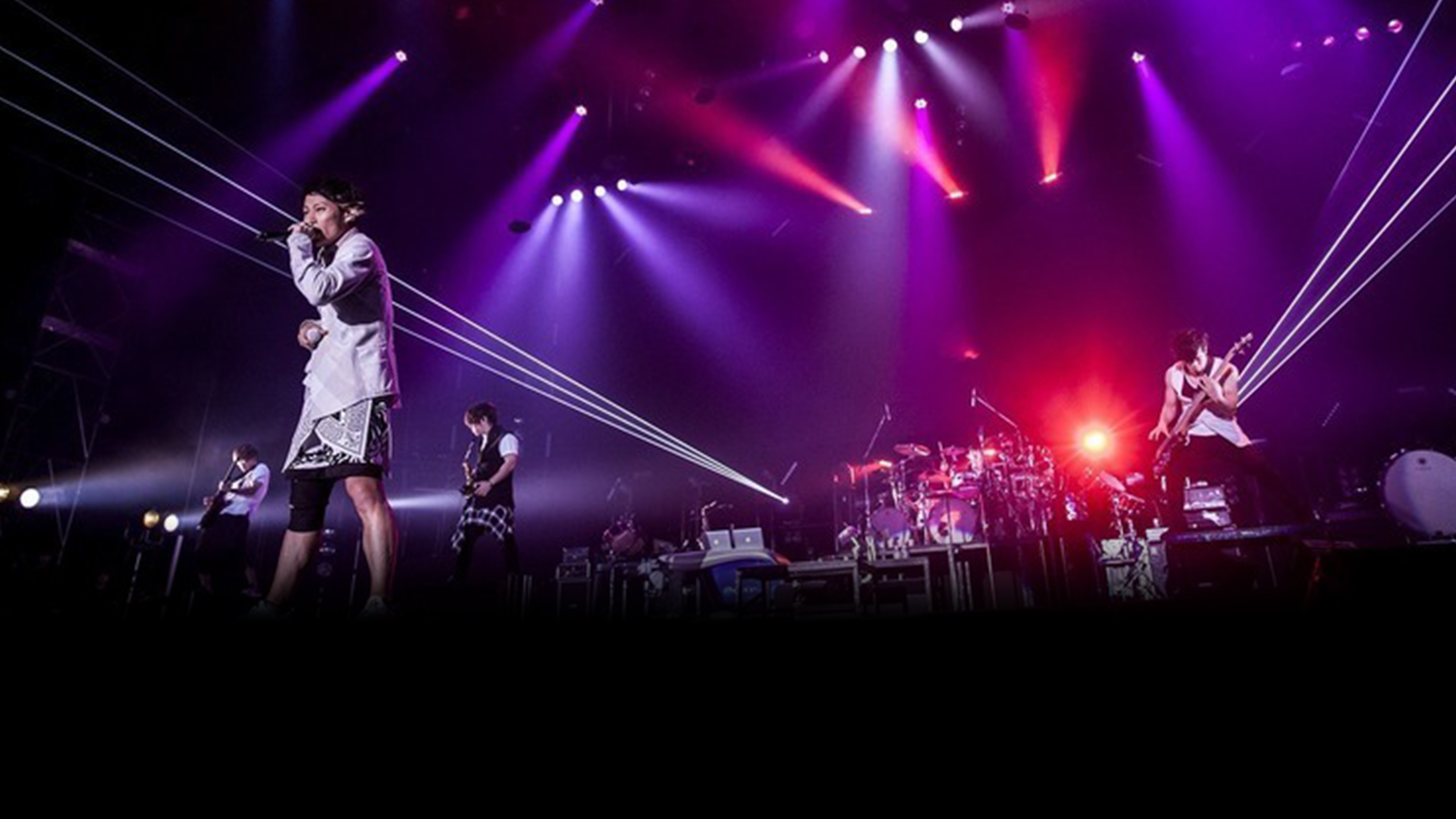 UVERworld 15&10 Anniversary Live 2015.09.03 | WOWOWオンデマンドで見る
