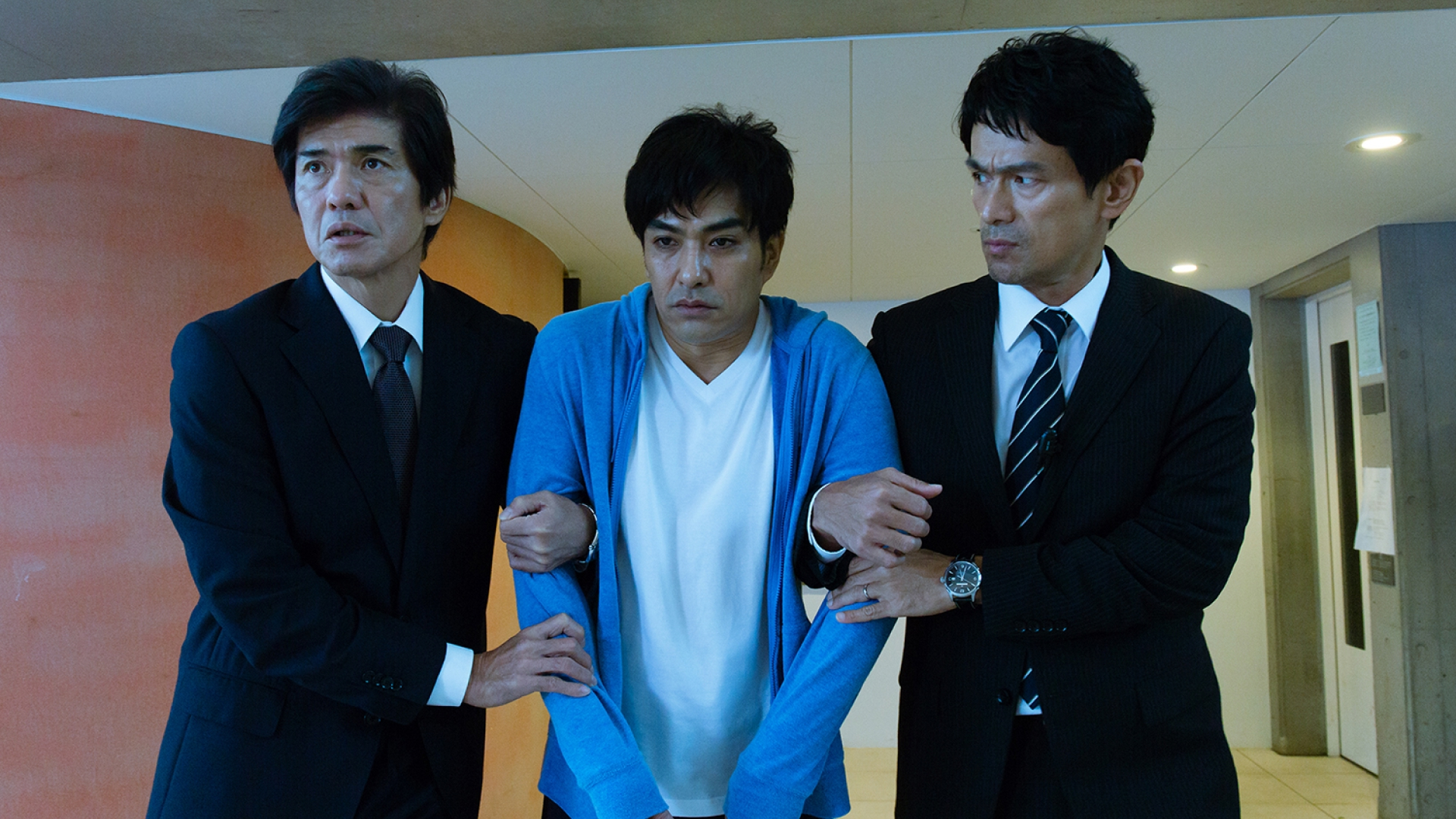 石つぶて ～外務省機密費を暴いた捜査二課の男たち～ 第七話 | WOWOW