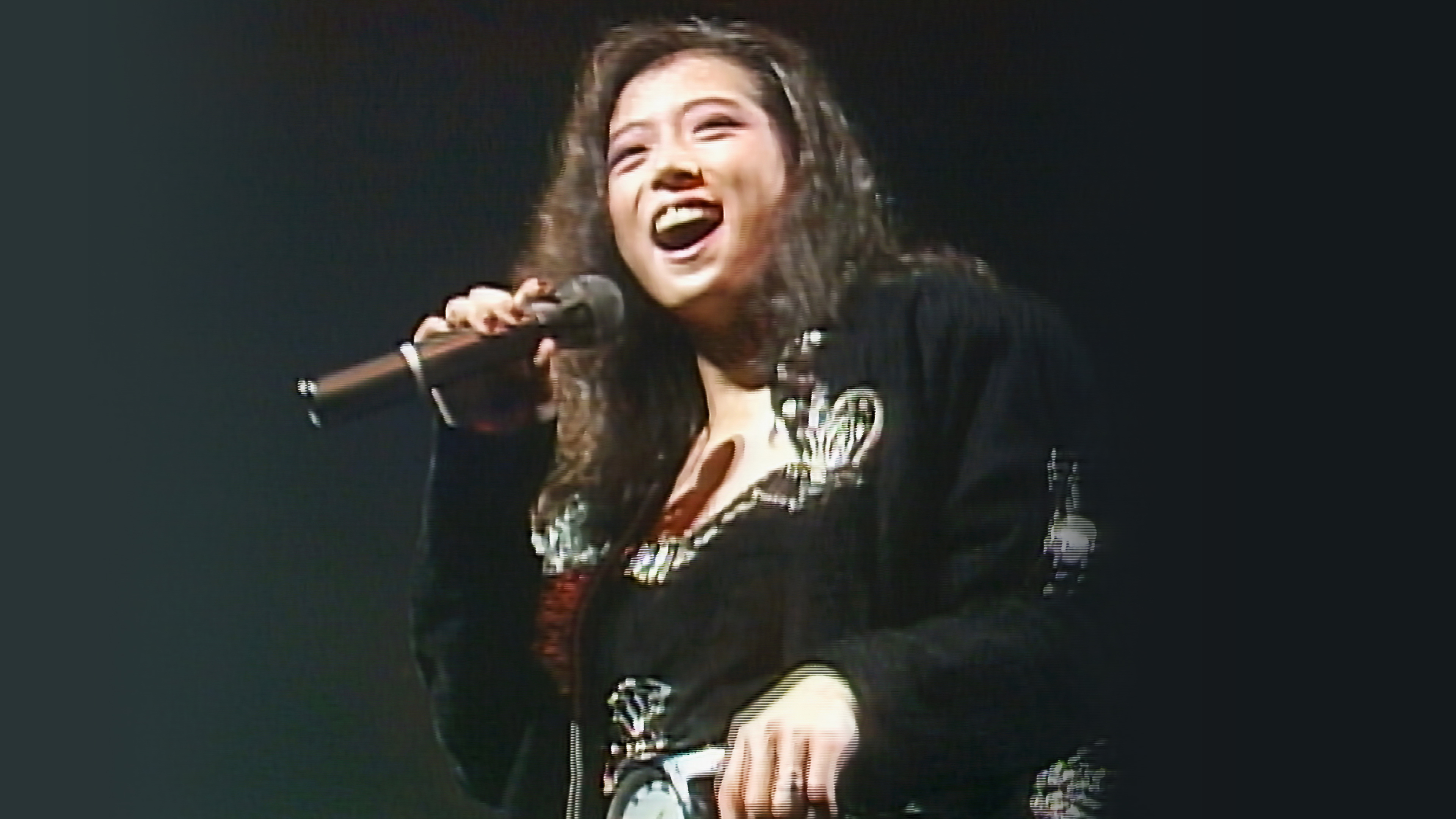 中森明菜 Live in '87・A HUNDRED days #1 | WOWOWオンデマンドで見る