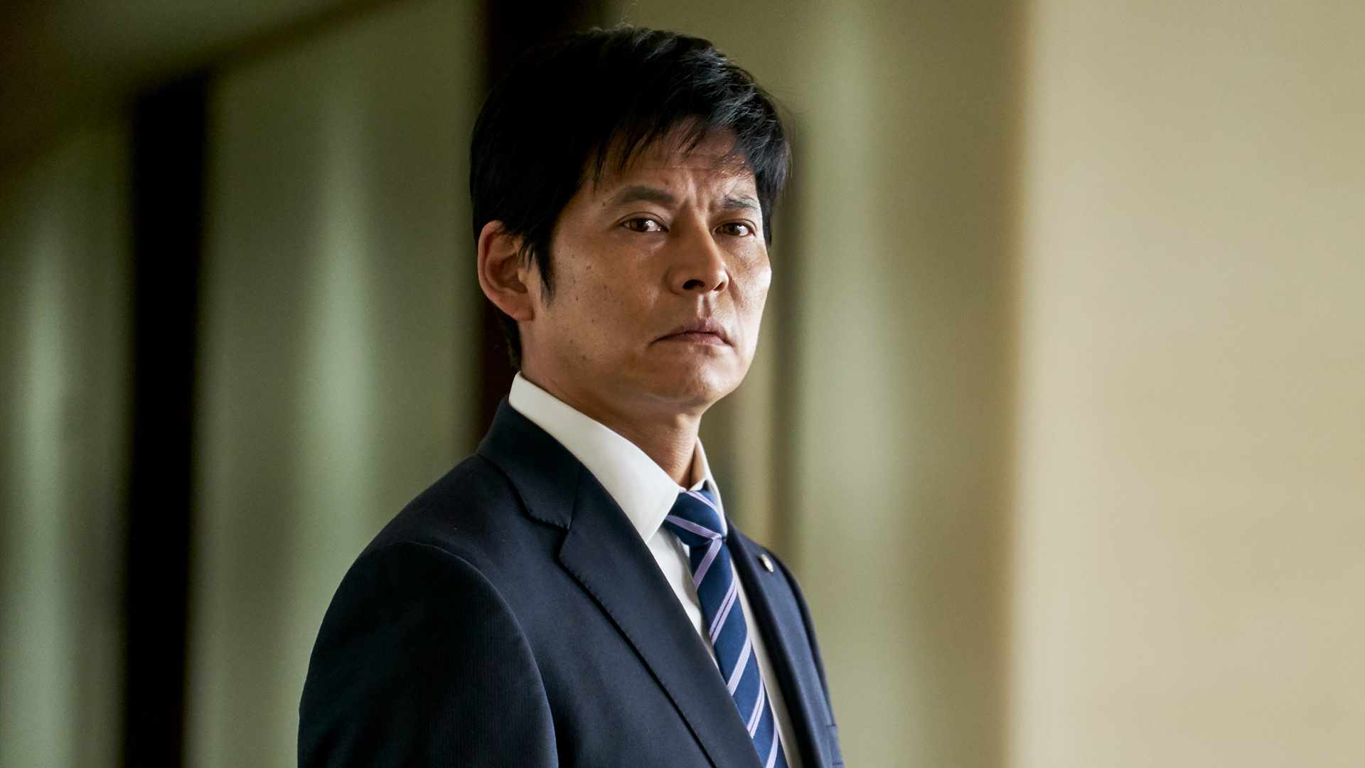 監査役 野崎修平 3／周良貨／能田茂 | 集英社 ― SHUEISHA ―